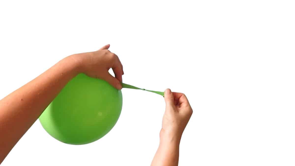 Learn To Tie A Balloon Like An Expert Fun With Balloons